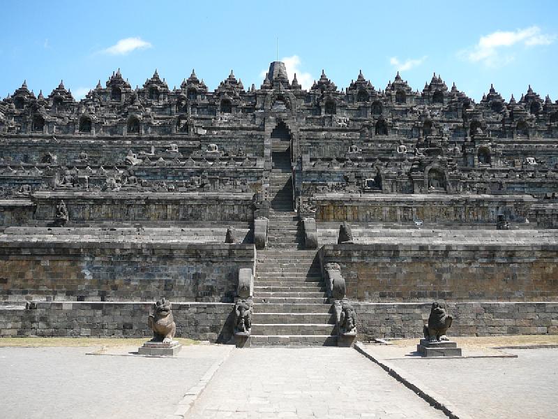 Borobodur, face